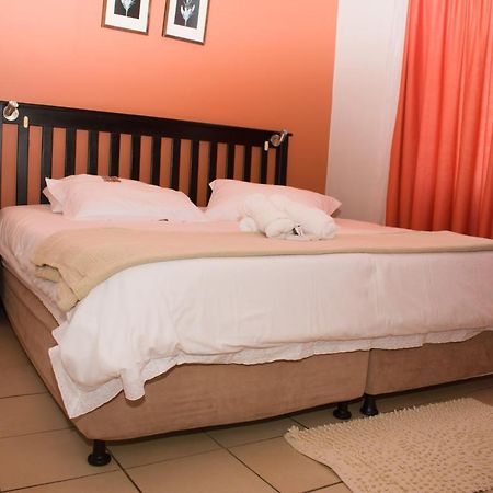 Tina'S Bed And Breakfast スワコプムント エクステリア 写真